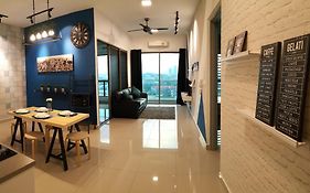 1-2 Guests, Hbo-Go Tv, Bali-Style Studio In Cybersquare, Cyberjaya By Flexihome-My